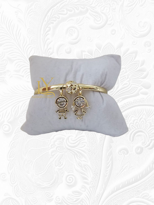 BRACELET