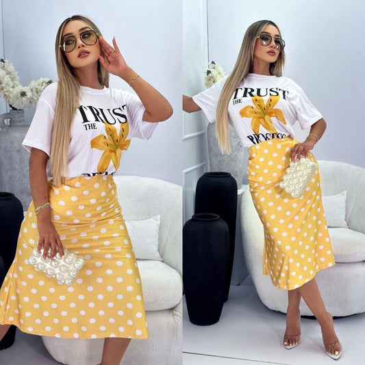 Conjunto- Set de 2 piezas Estampada y Falda Midi de lunares