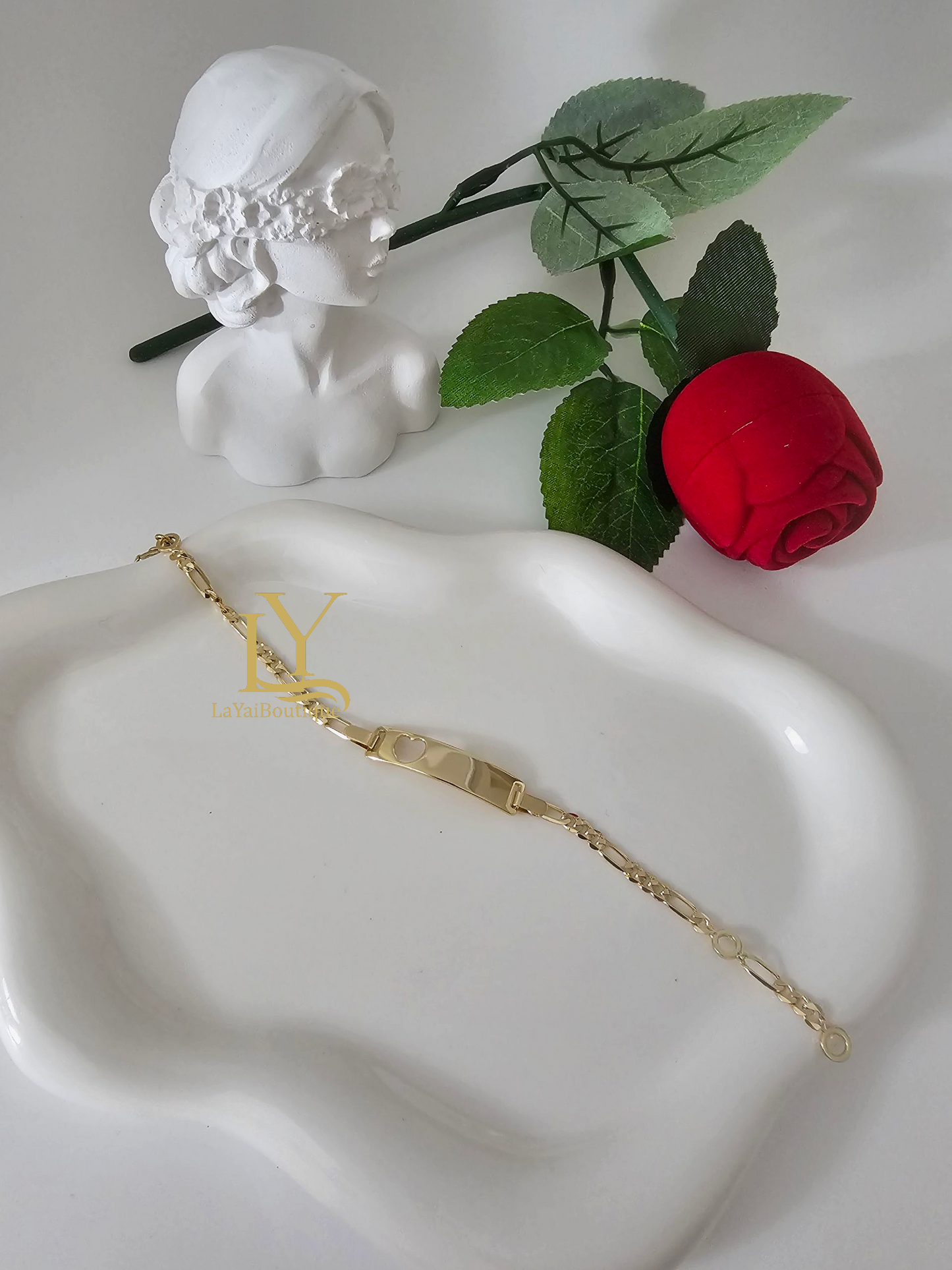 BRACELET