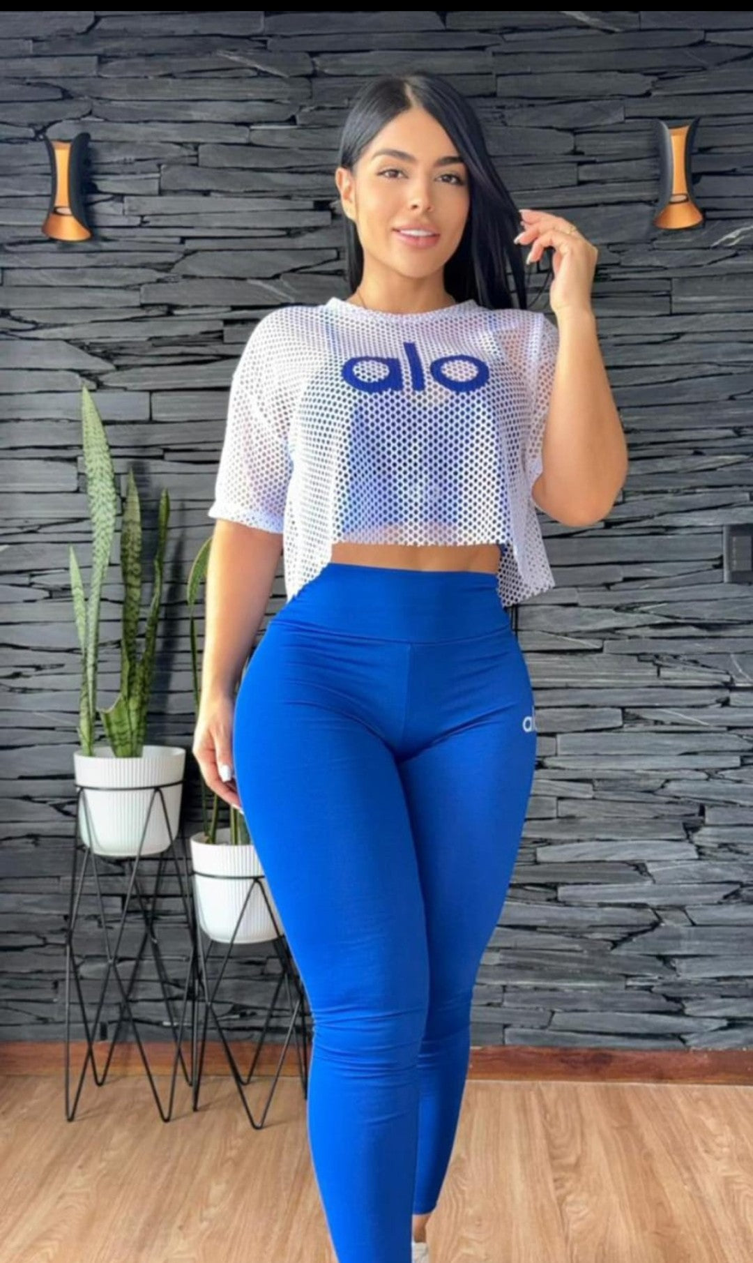 Conjunto de Dama Azul y Blanco