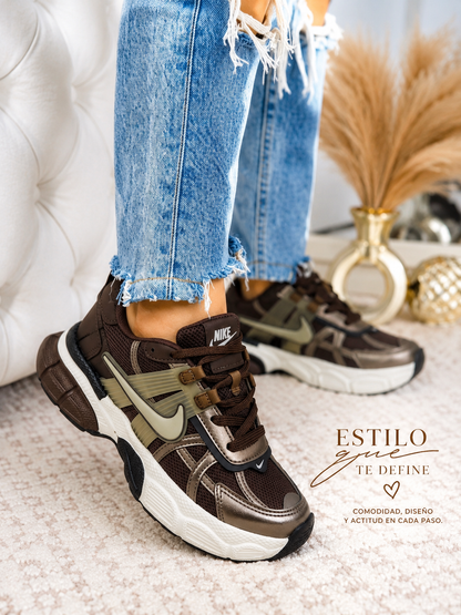 Sneakers  Glow Urban/Linea Estándar Colombiana/Carmelita
