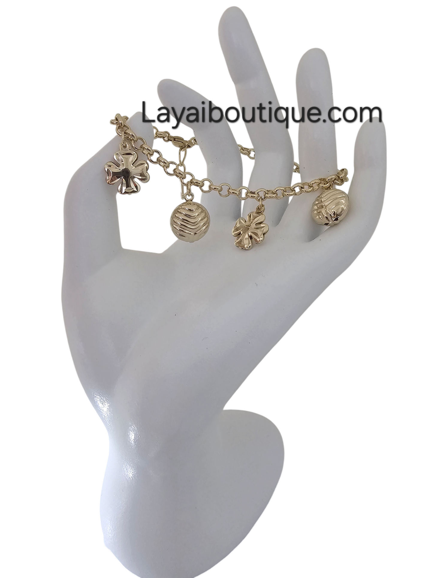 BRACELET